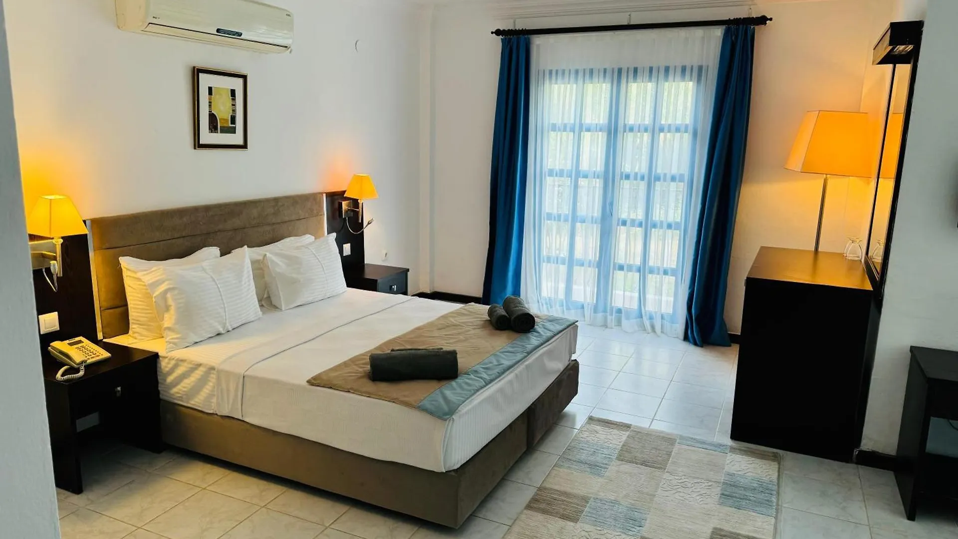 Ladonia Hotels Zemda Guemuesluek 0*, Gümüşlük Turquía
