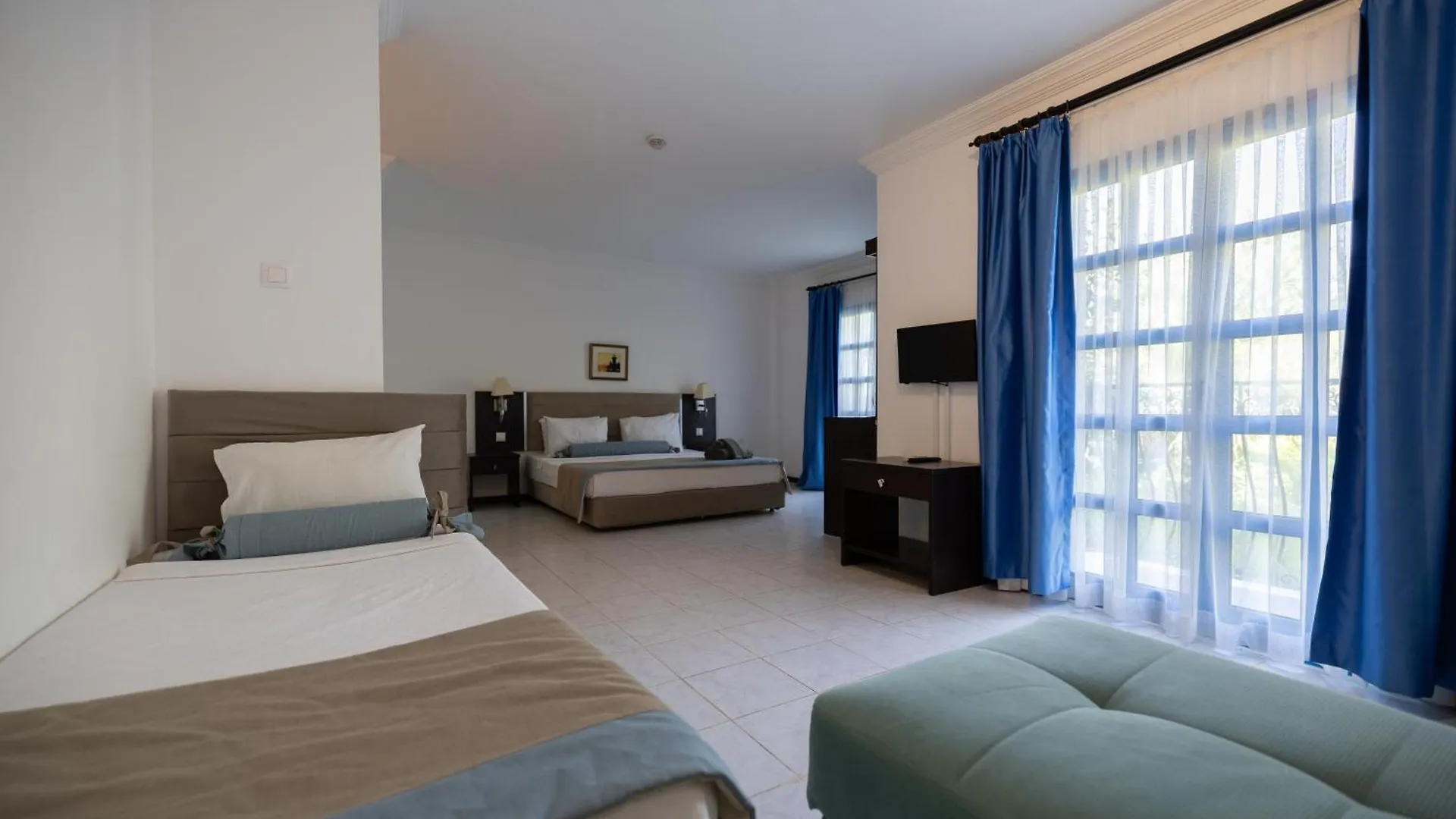 Ladonia Hotels Zemda Guemuesluek 0*, Gümüşlük